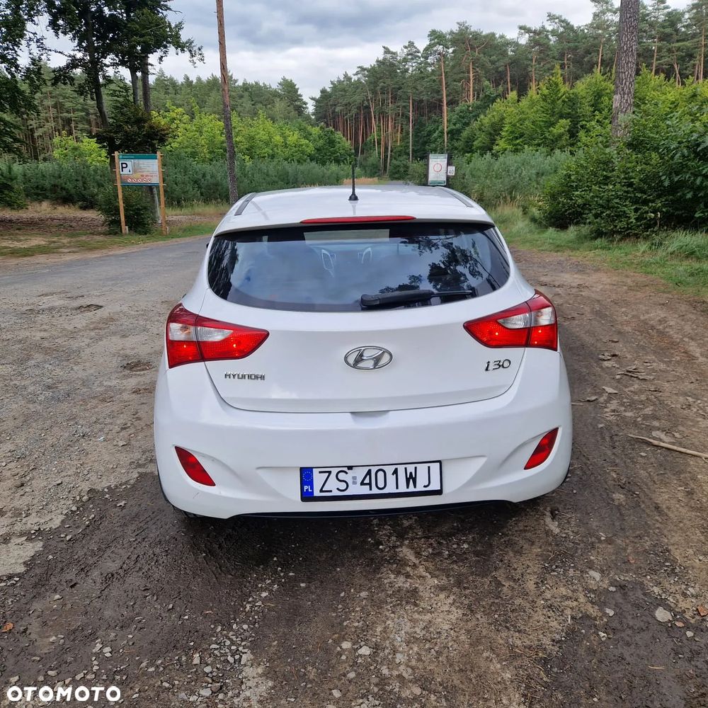 Hyundai i30 1.4 Premium - 10
