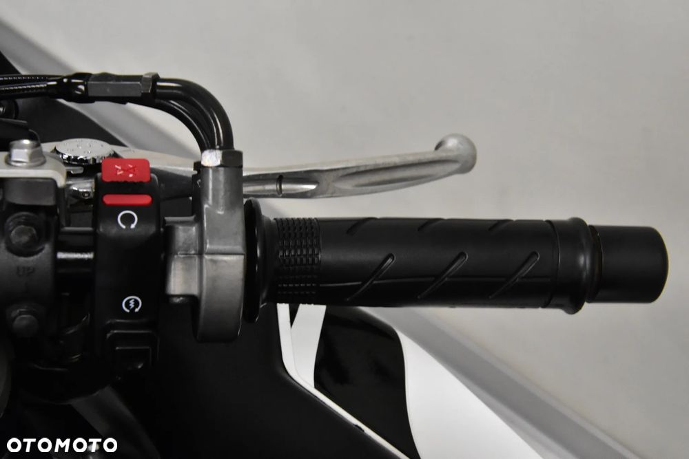 Honda CBR - 18