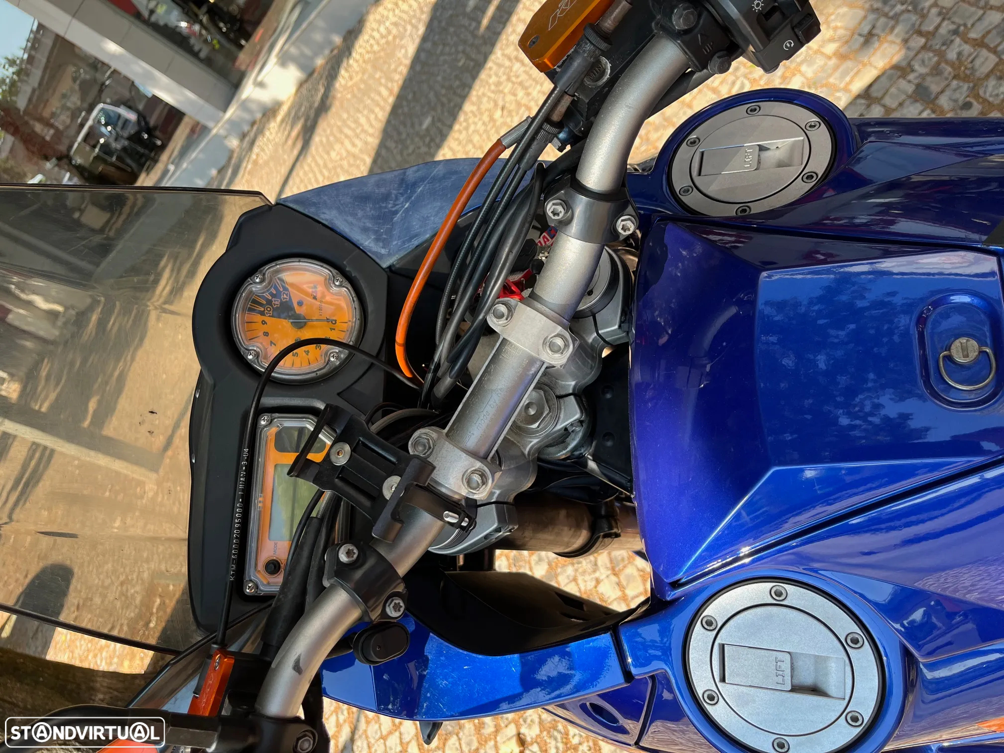 KTM Adventure 950 - 14
