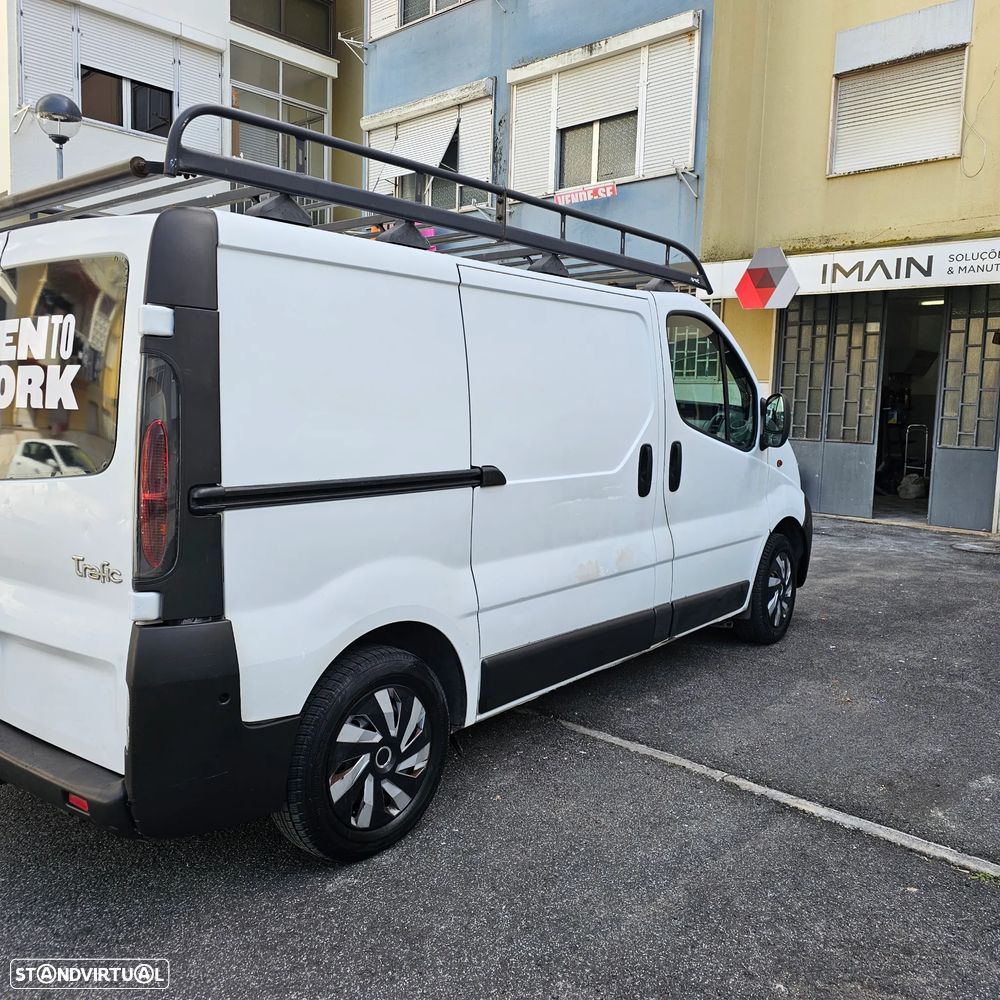 Renault Trafic - 9