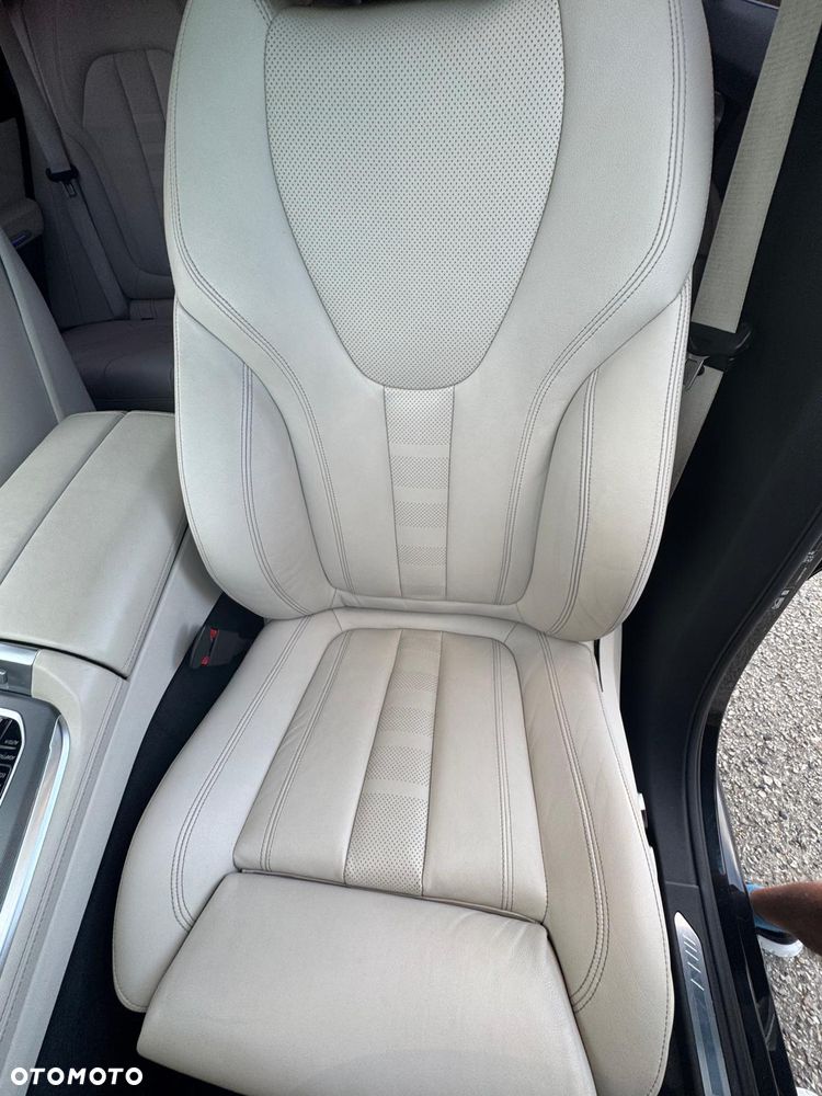 BMW X5 xDrive30d - 8