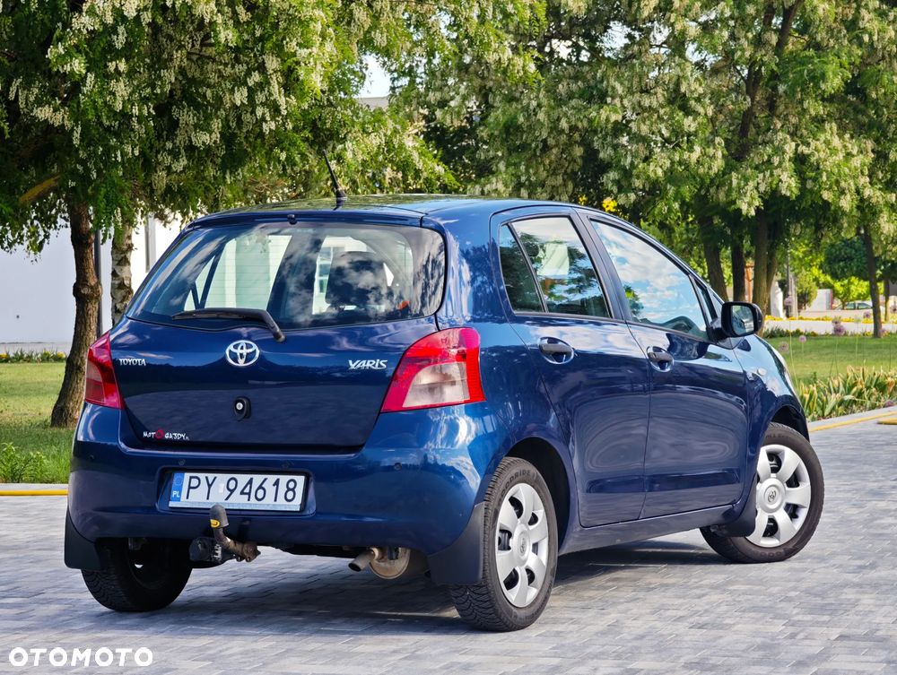 Toyota Yaris 1.3 Sol - 14
