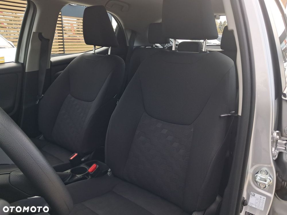 Toyota Yaris 1.5 Active - 9