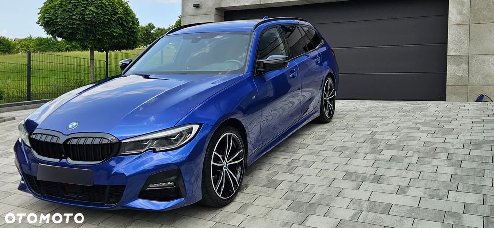 BMW Seria 3 320d Touring xDrive Edition M Sport Shadow - 1