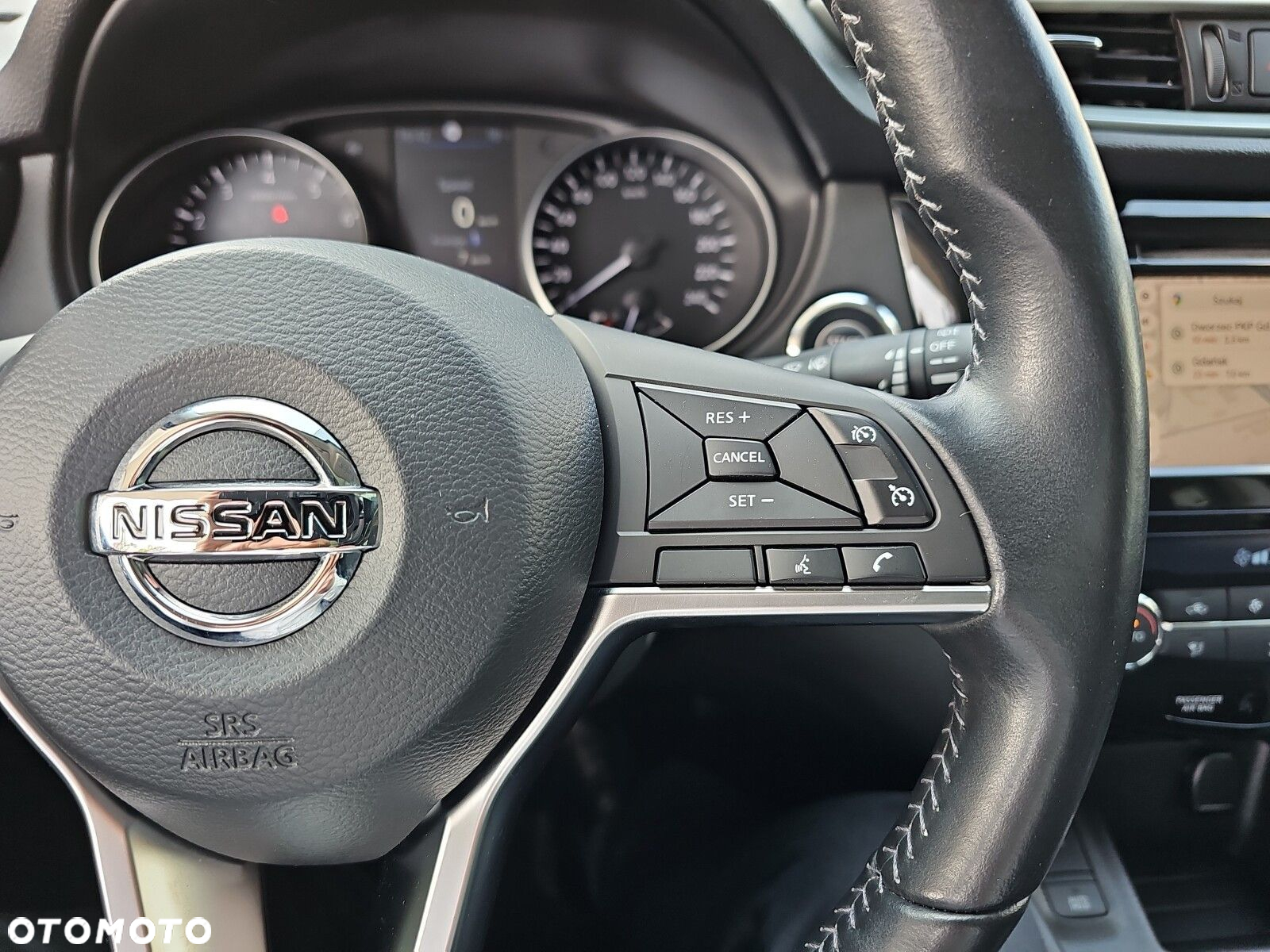 Nissan Qashqai 1.3 DIG-T N-Connecta - 14