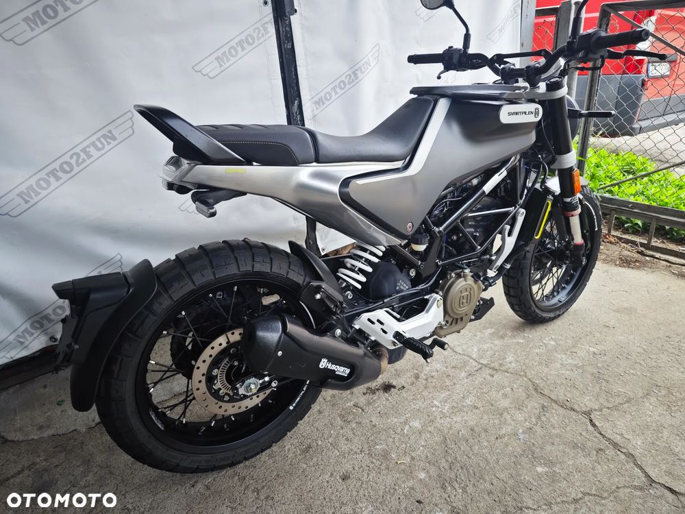 Husqvarna Svartpilen - 2