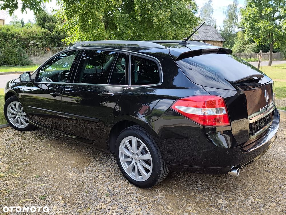 Renault Laguna dCi 180 FAP Initiale - 18