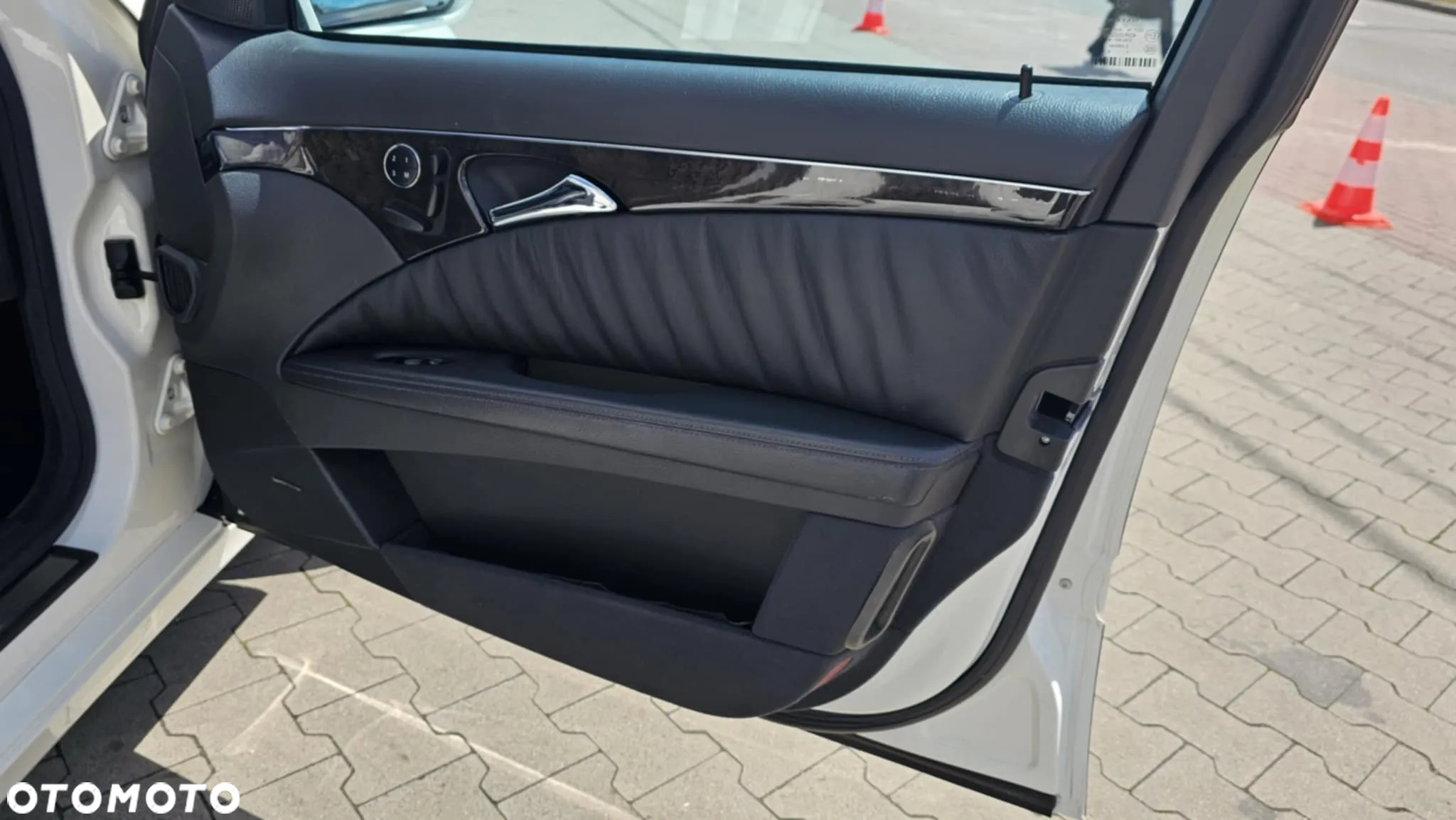Mercedes-Benz Klasa E 500 T Avantgarde Sport Edition AMG - 34
