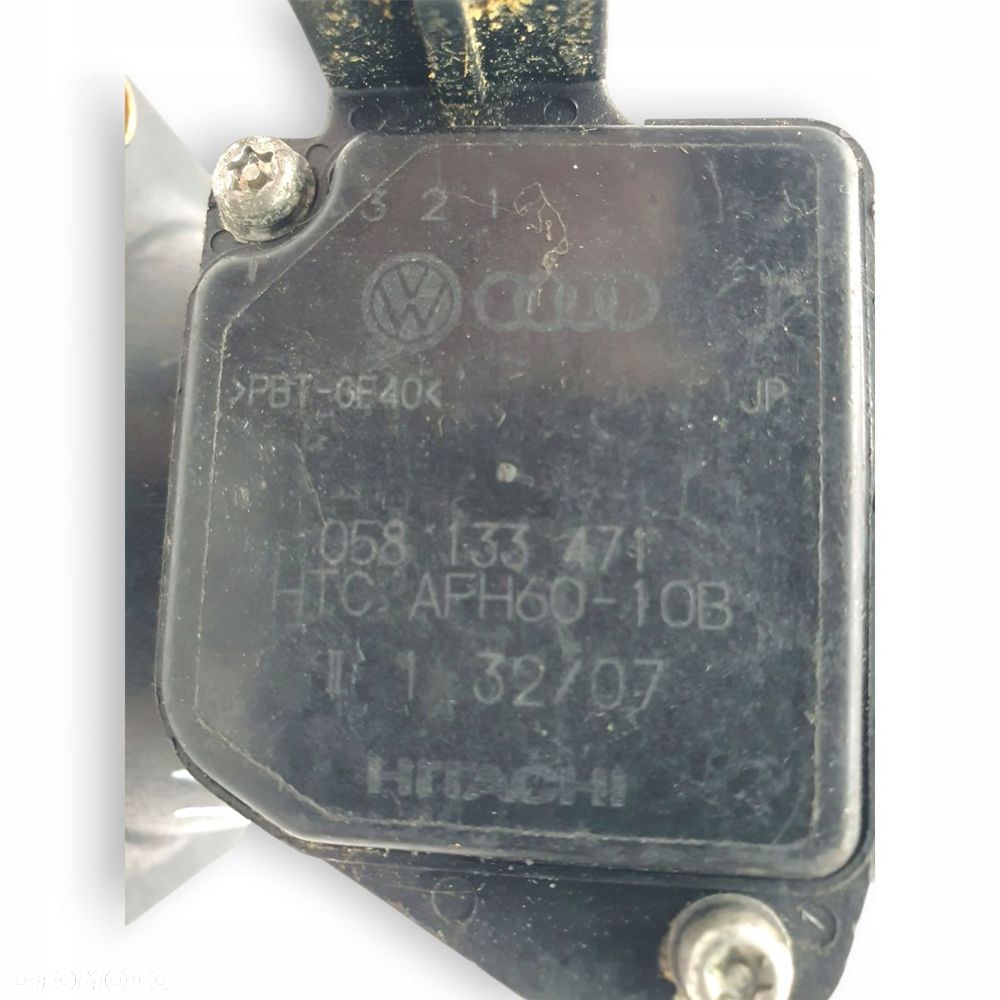 PRZEPŁYWOMIERZ Audi A4 B5 Passat B5 1.8 1.8T 058133471 AFH60-10B Hitachi - 12