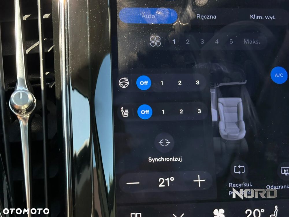 Volvo XC 60 T6 Plug-In Hybrid AWD Core - 25