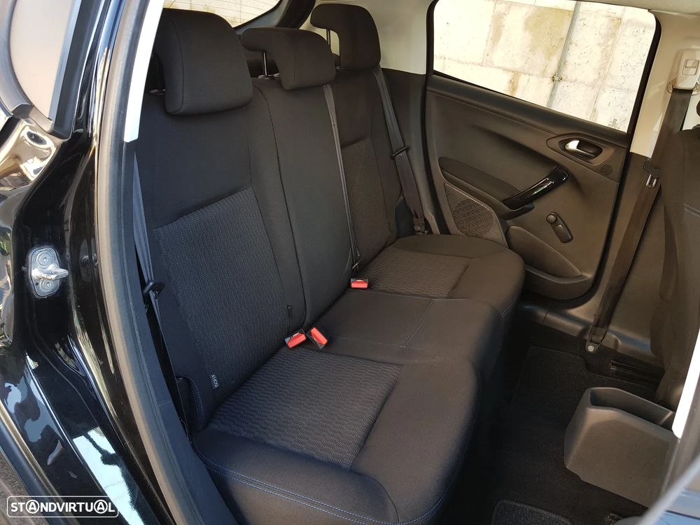 Peugeot 208 1.5 BlueHDi Signature - 40