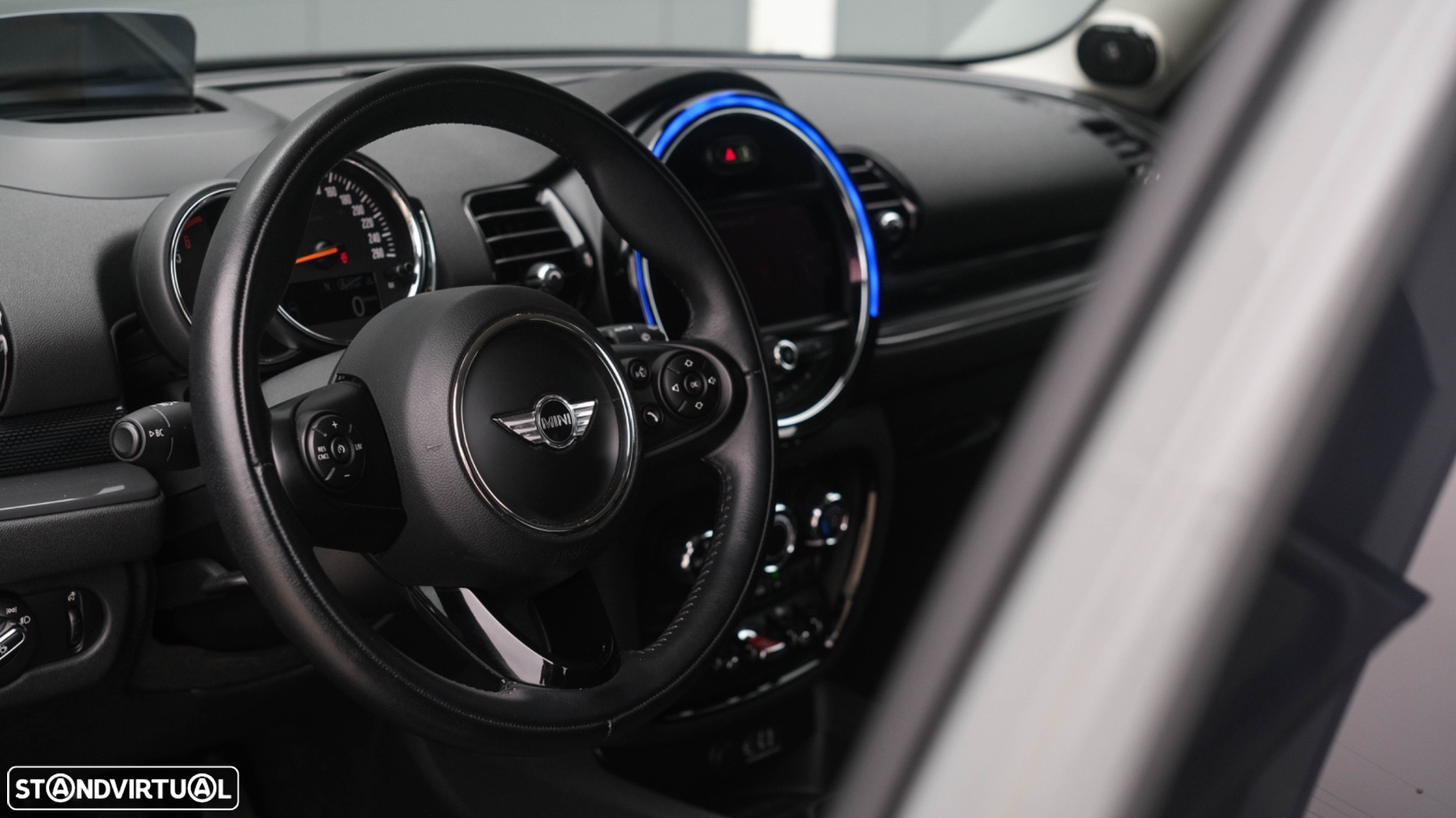 MINI Clubman Cooper SD - 32