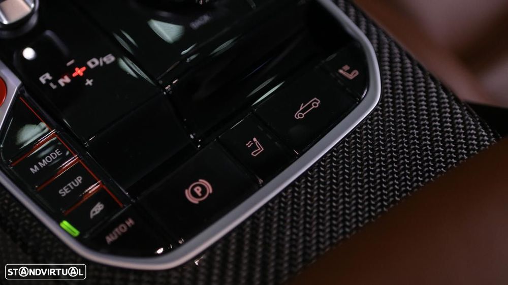 BMW M4 Competition xDrive - 23