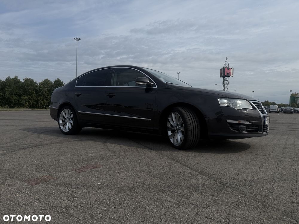 Volkswagen Passat 2.0 TDI DPF Highline - 2
