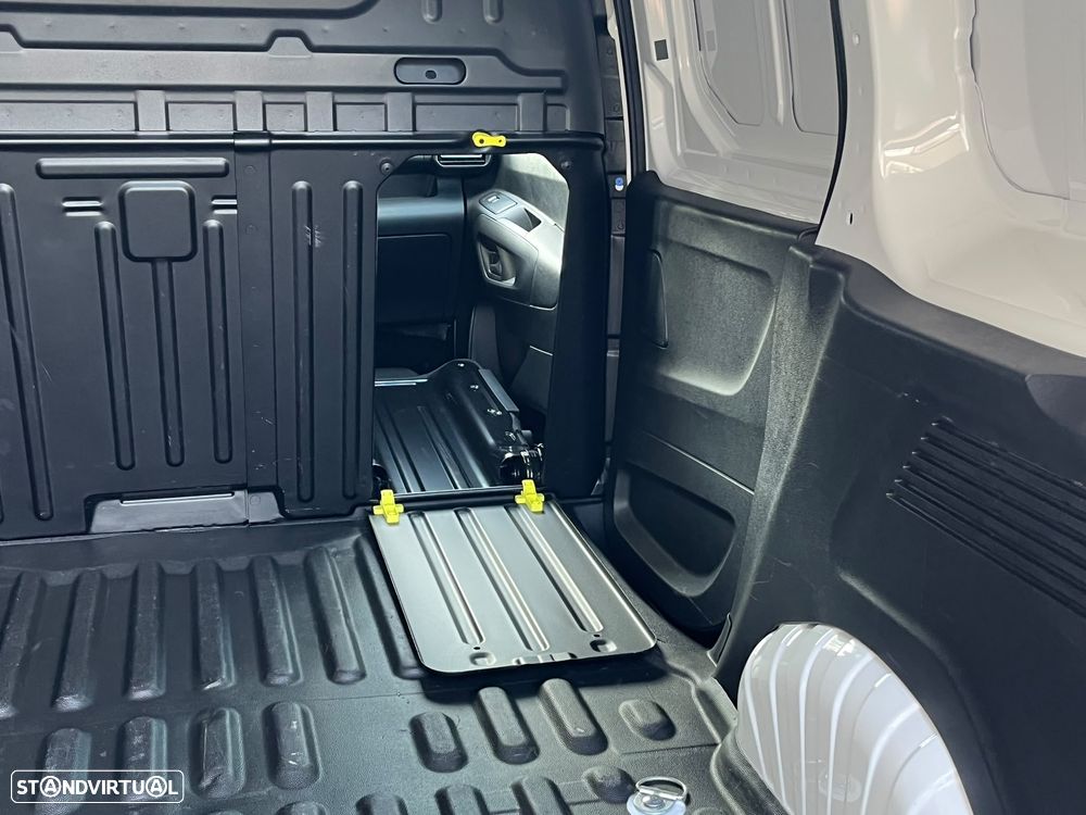 Citroën Berlingo M 1.5 BlueHDi 130cv EAT8 (caixa automática) - 35