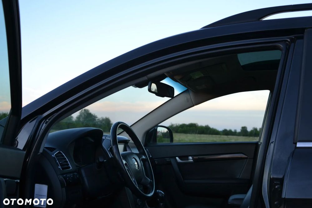 Chevrolet Captiva - 12