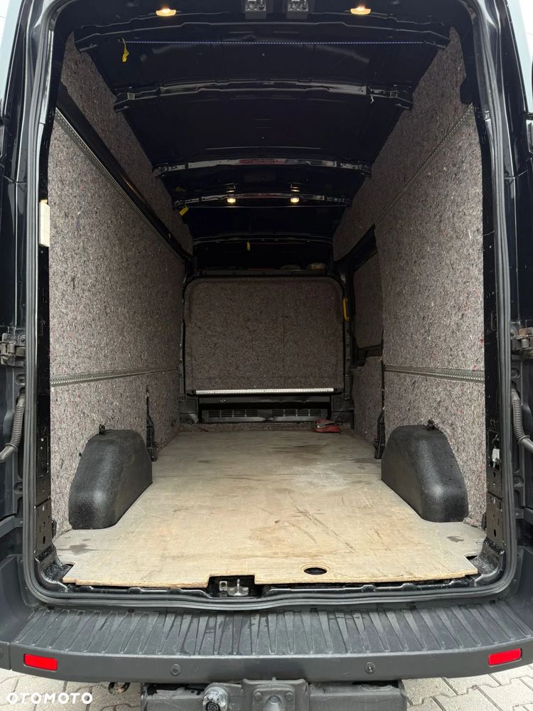Ford Transit - 10