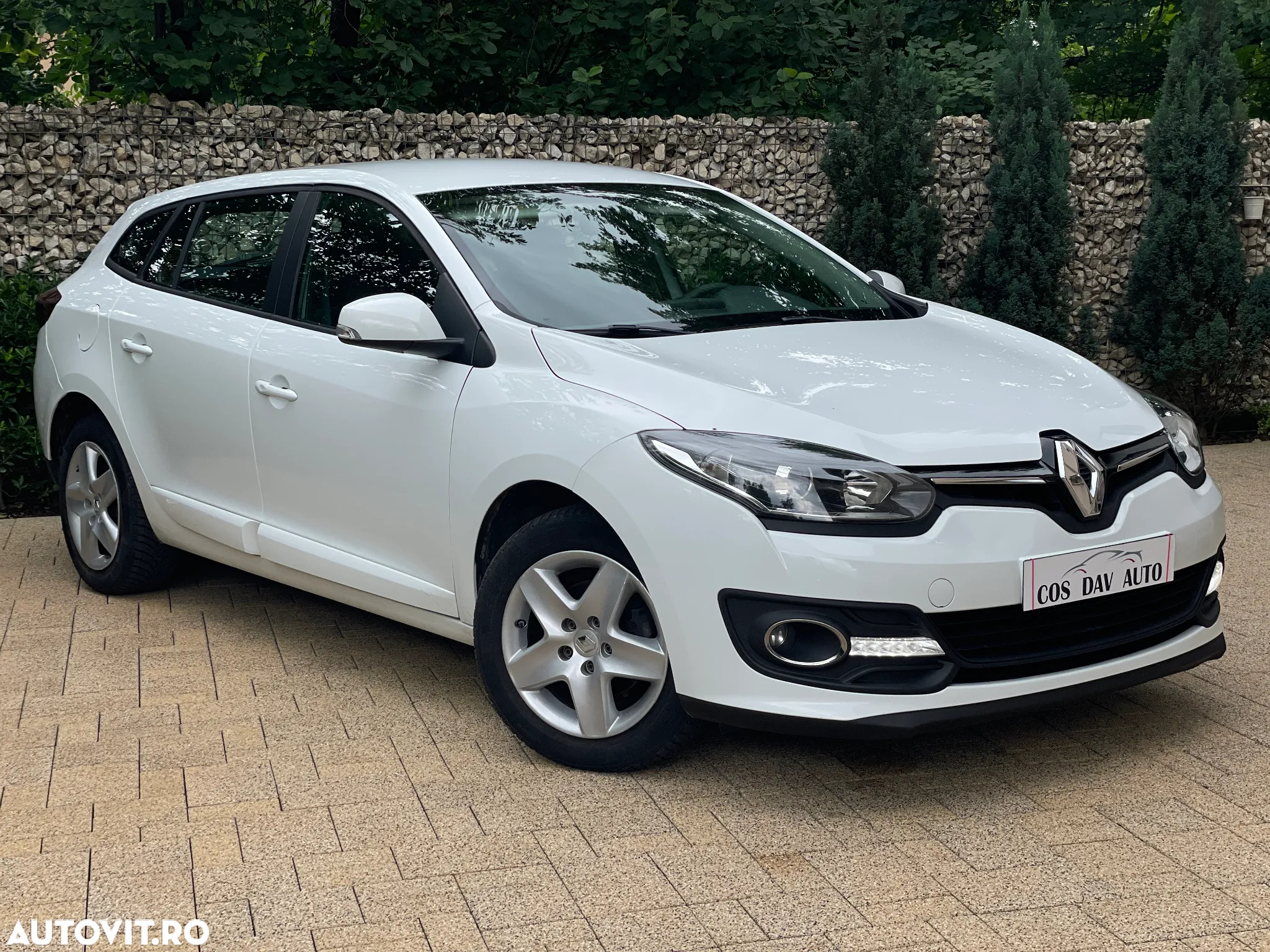Renault Megane BLUE dCi Business - 10