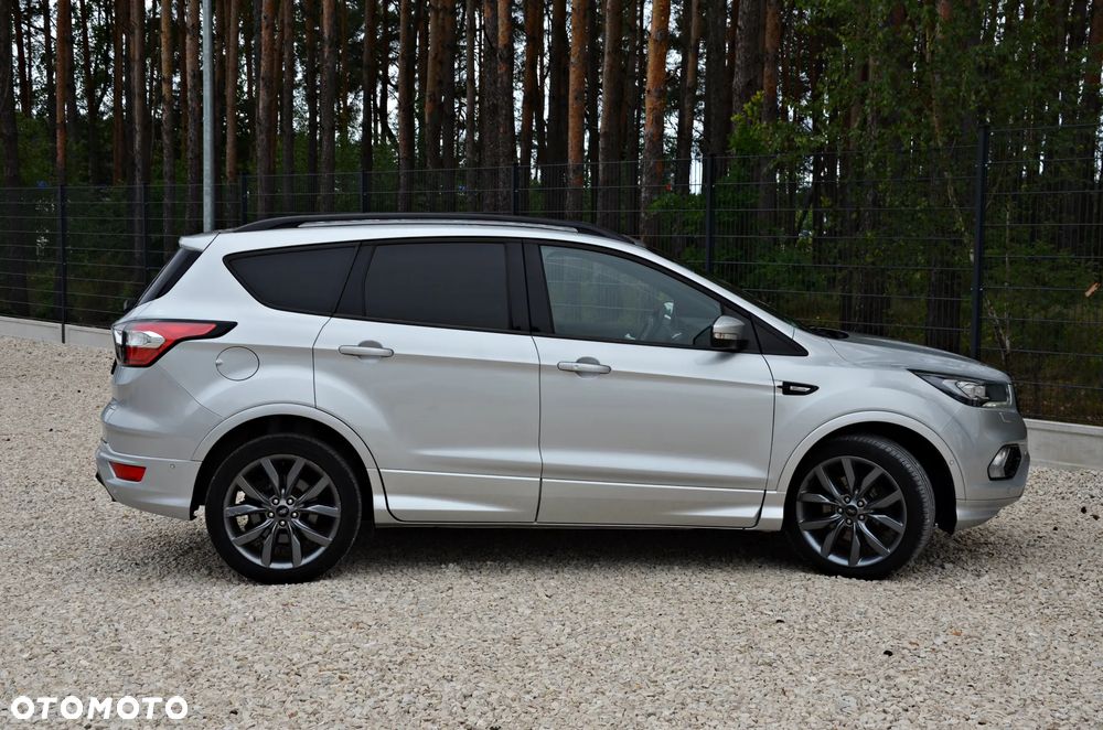 Ford Kuga - 26