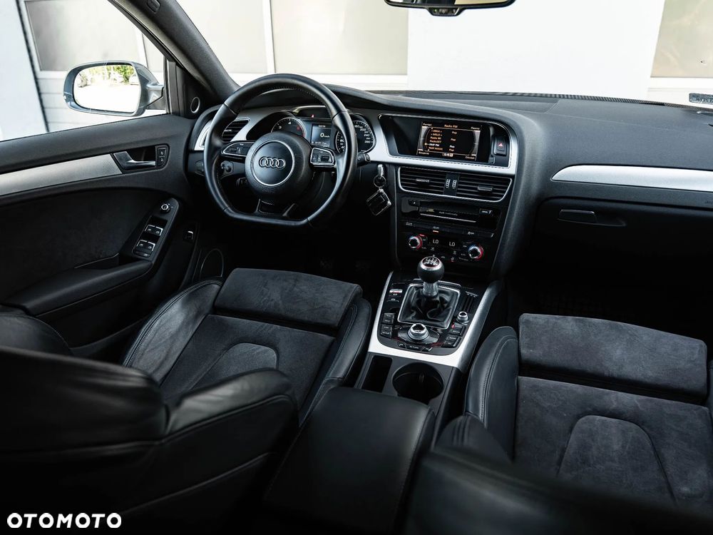 Audi A4 Limousine - 18