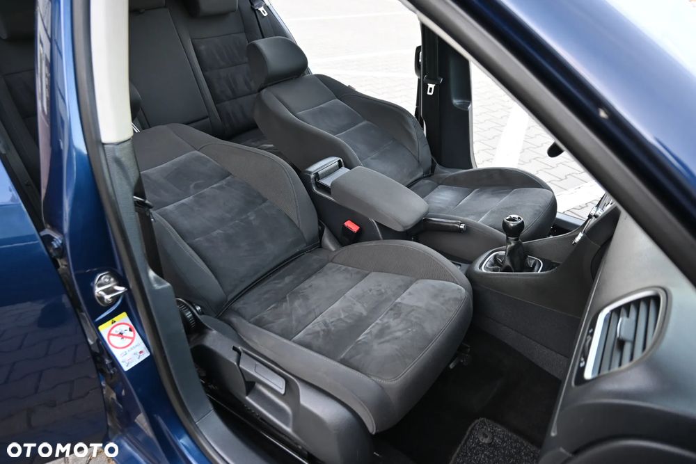Volkswagen Golf 1.4 TSI Highline - 25
