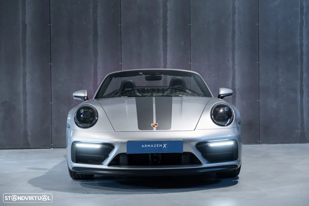 Porsche 911 (992) Carrera Cabrio 4 GTS PDK - 4