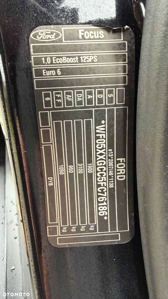 Ford Focus 1.0 EcoBoost Titanium ASS - 25
