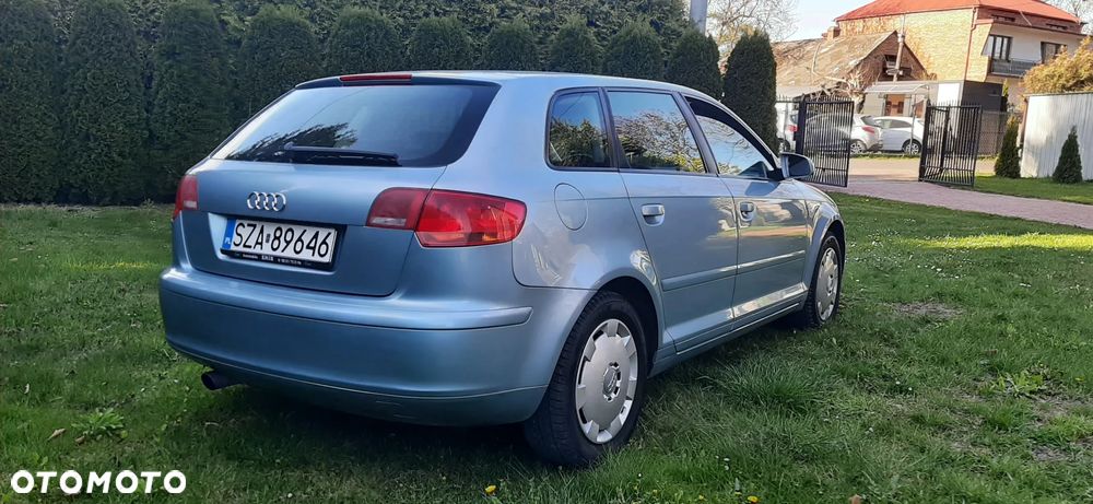 Audi A3 Sportback - 13
