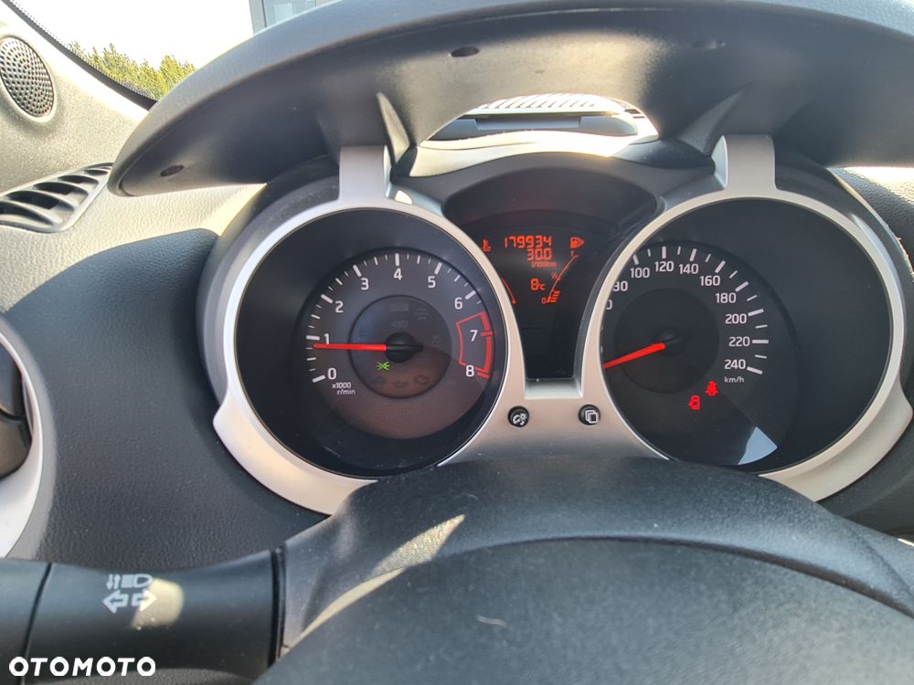 Nissan Juke 1.6 Acenta - 17