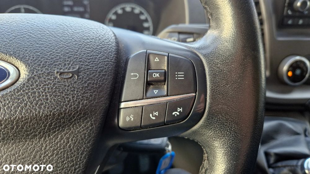 Ford Transit - 19
