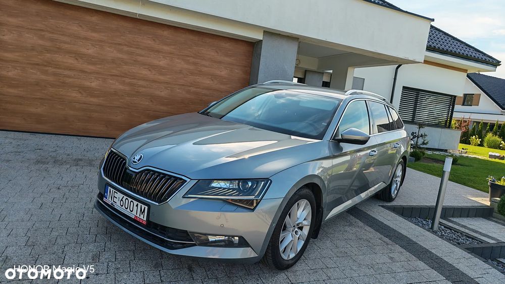 Skoda Superb 2.0 TDI DSG Premium Edition - 2