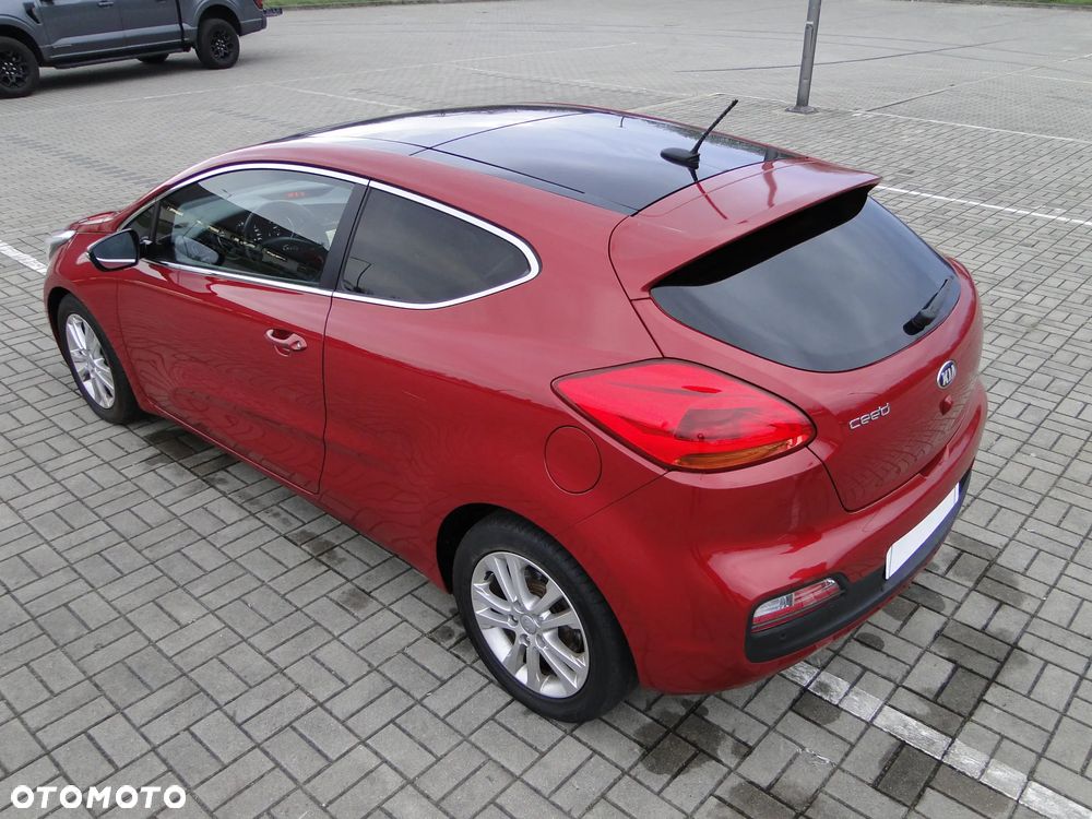 Kia ProCeed 1.6 GDI DCT Spirit - 32