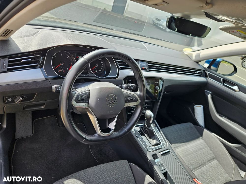 Volkswagen Passat 2.0 TDI SCR DSG Business - 11
