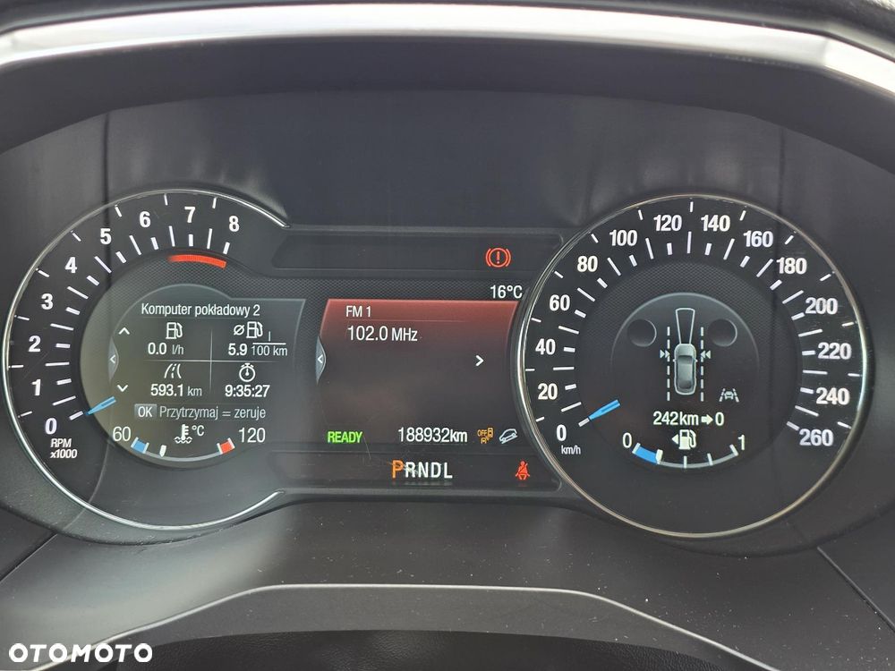 Ford S-Max 2.5 Hybrid Titanium CVT - 23