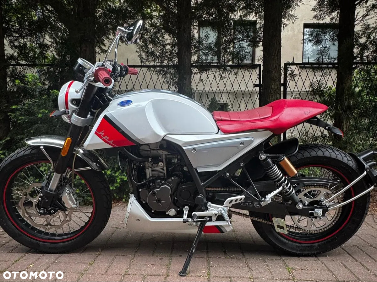 Mondial HPS 125 - 8