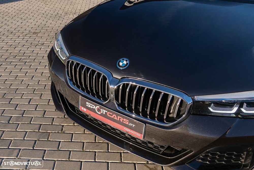 BMW 530 e Pack M - 5