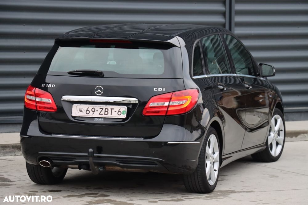 Mercedes-Benz B 180 CDI BlueEfficiency - 12