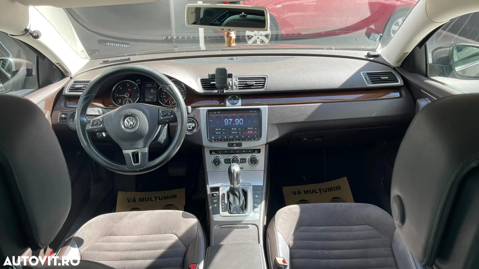 Volkswagen Passat 2.0 TDI BlueMotion Tehnology DSG Highline - 10