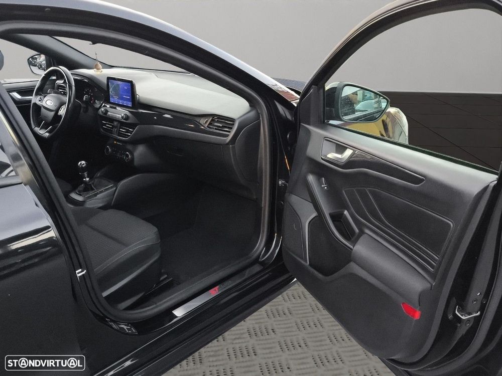 Ford Focus 1.0 EcoBoost MHEV ST-Line - 20