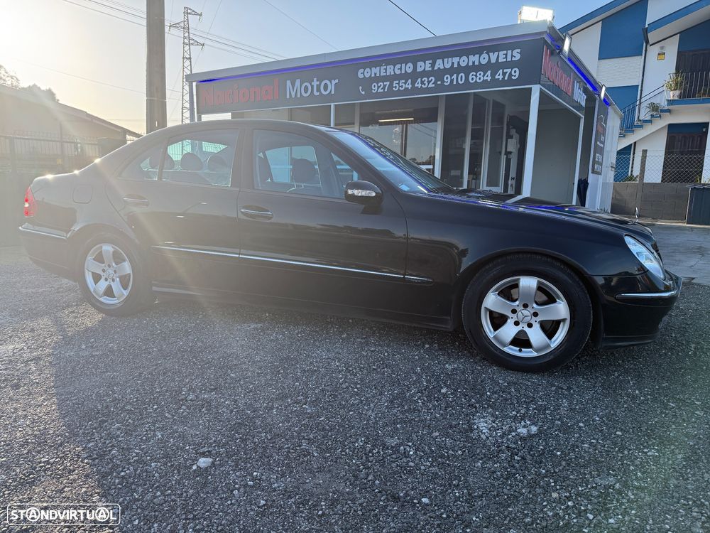 Mercedes-Benz E 220 CDI Avantgarde Aut. - 8