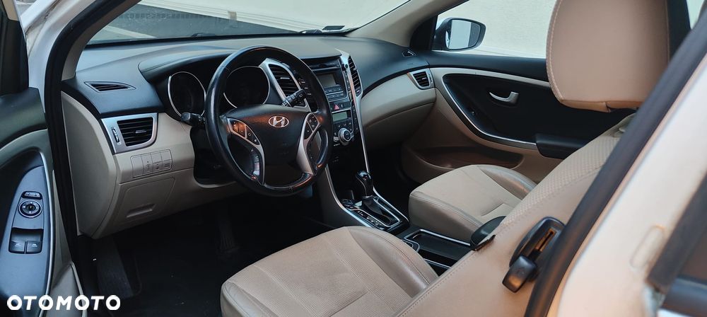 Hyundai i30 1.6 GDI BlueDrive Premium DCT - 6