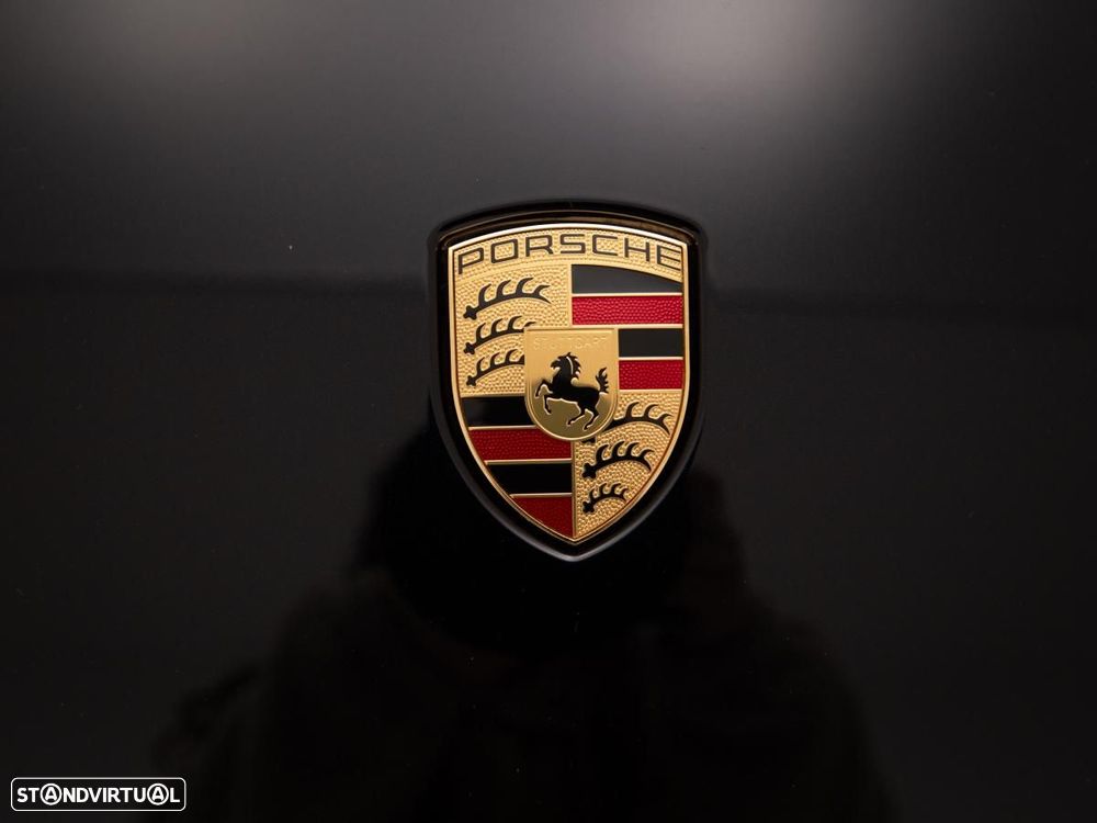 Porsche 718 Cayman - 11