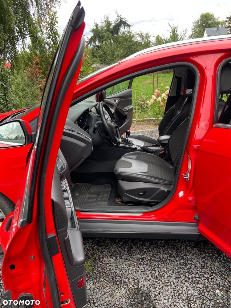 Ford Focus 1.0 EcoBoost Titanium ASS - 9