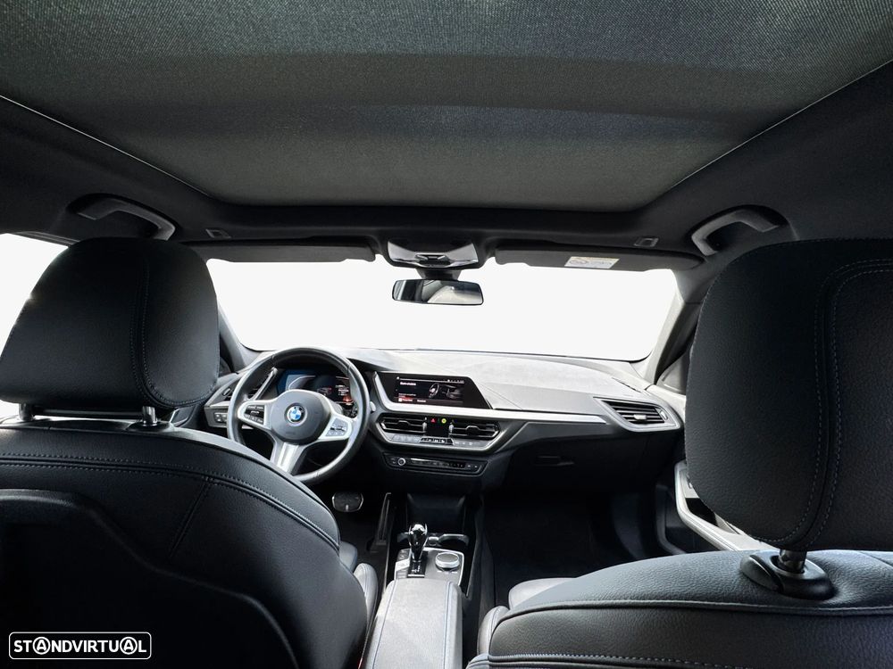 BMW 116 d Pack Desportivo M Auto - 12
