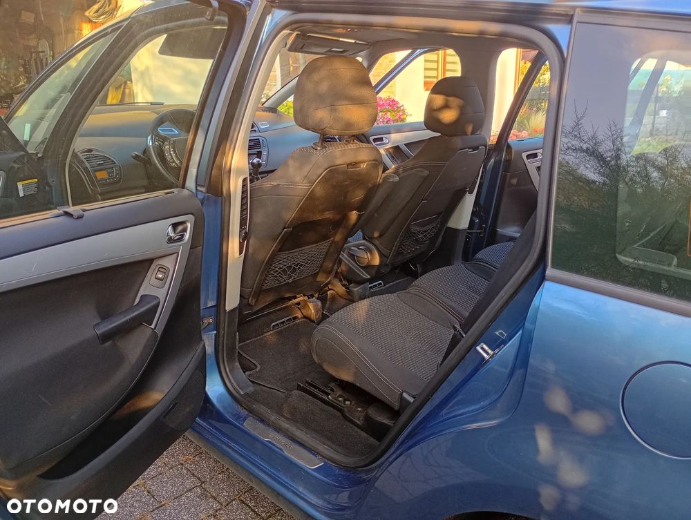 Citroën C4 Grand Picasso - 10