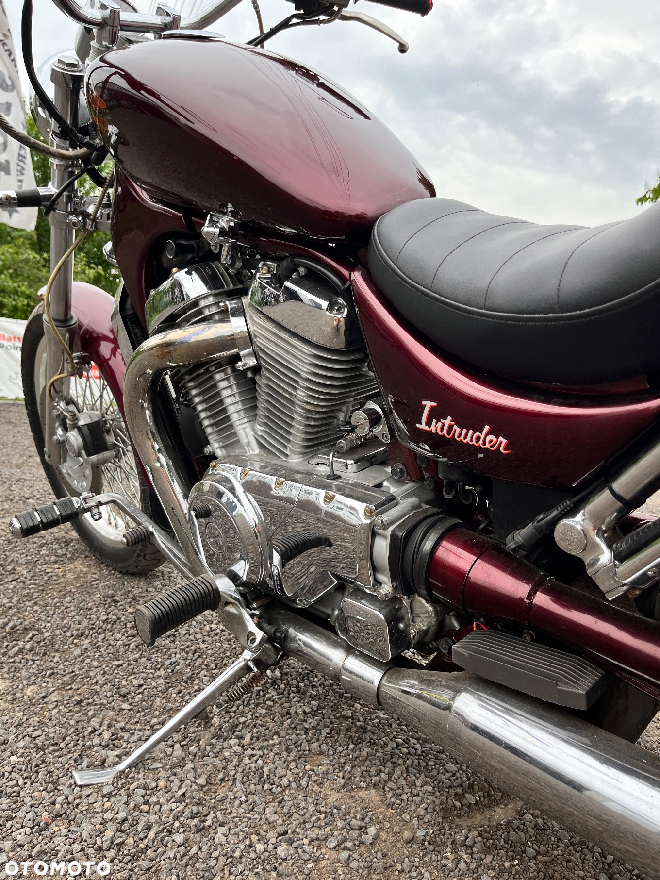 Suzuki Intruder - 8
