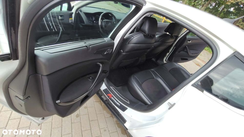 Citroën C5 2.0 HDi Exclusive - 8