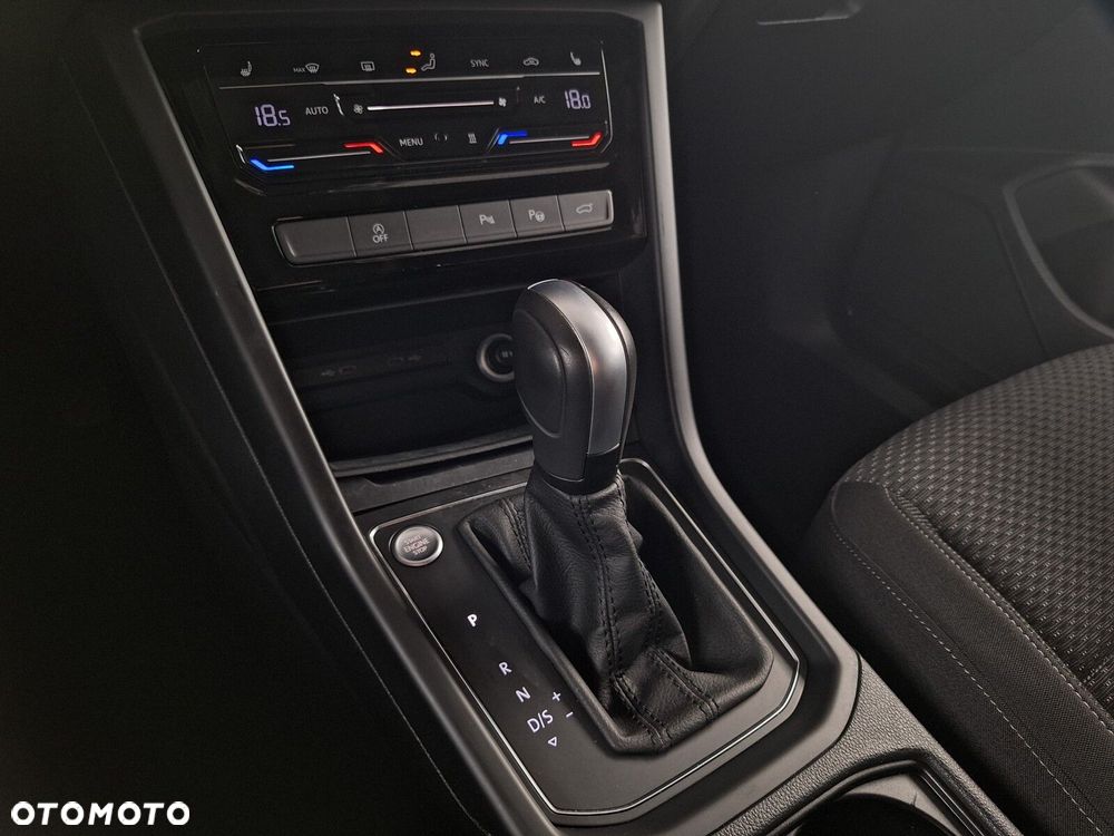 Volkswagen Touran 2.0 TDI BMT Comfortline DSG - 28