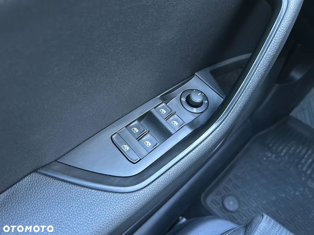 Skoda Superb 2.0 TDI Ambition DSG - 20