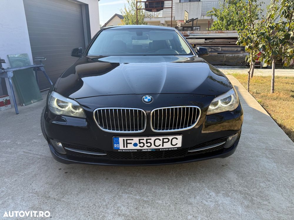 BMW Seria 5 520d Aut. - 27